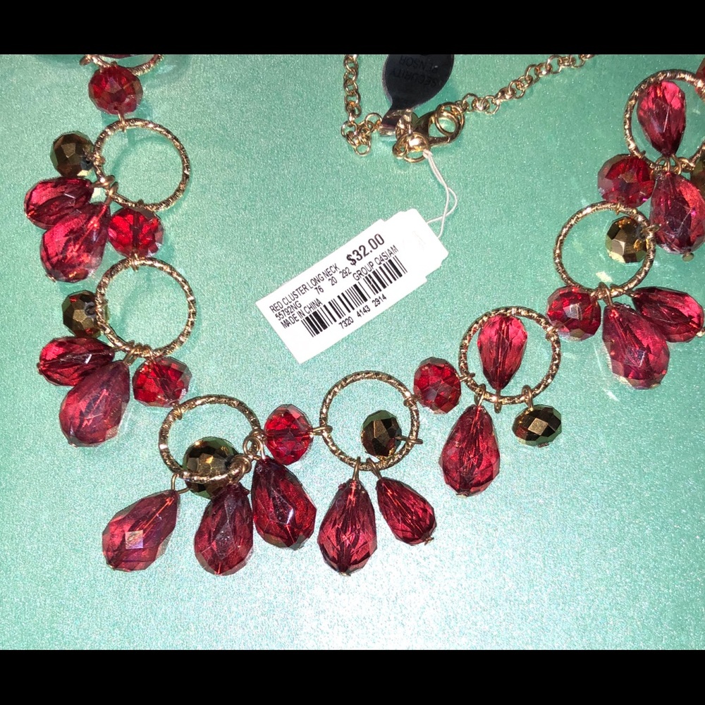 Festive red sparkly necklace